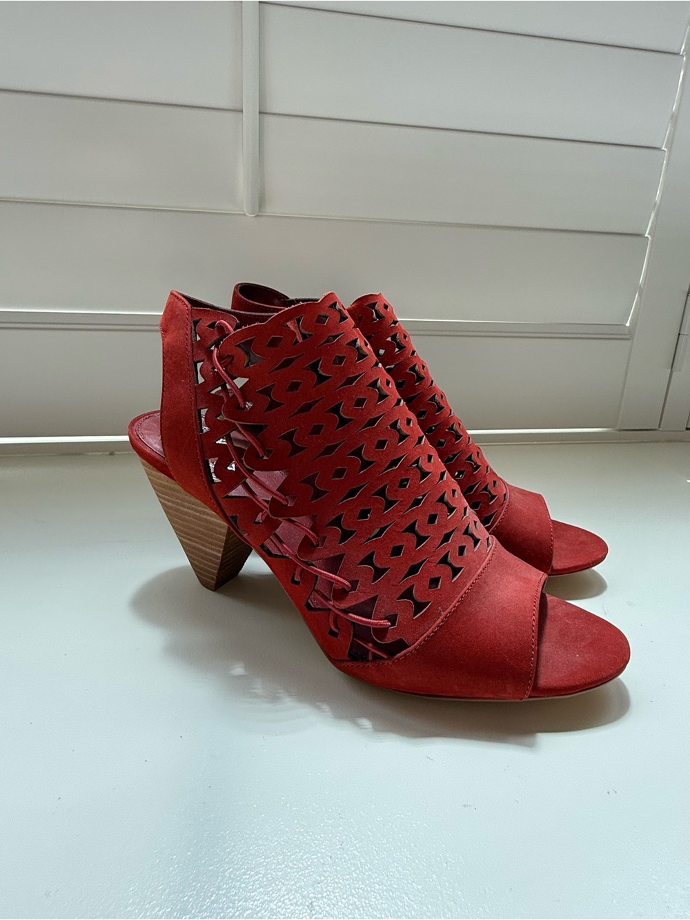 Vince Camuto Red Laser-Cut Peep-Toe Block Heel Sandals